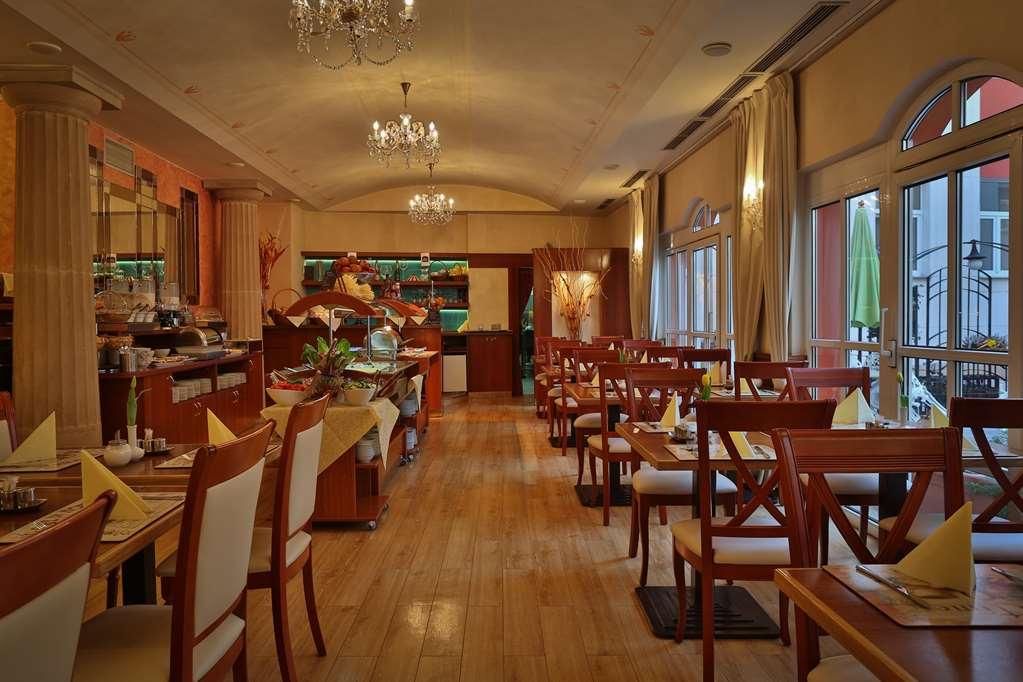 Hotel Meteor Plaza Praag Restaurant foto